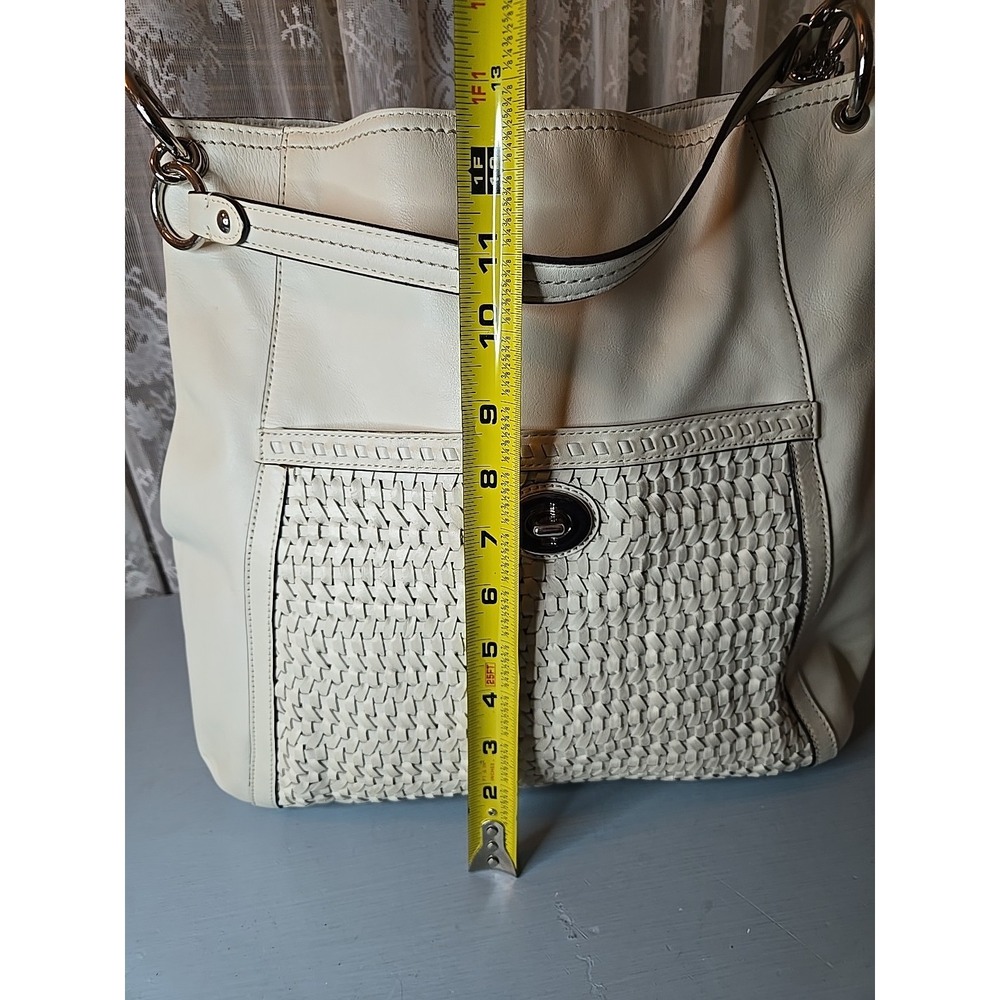 Vintage Coach white woven leather shoulder bag tassel turn lock large 2013 S1 - Picture 10 of 16
